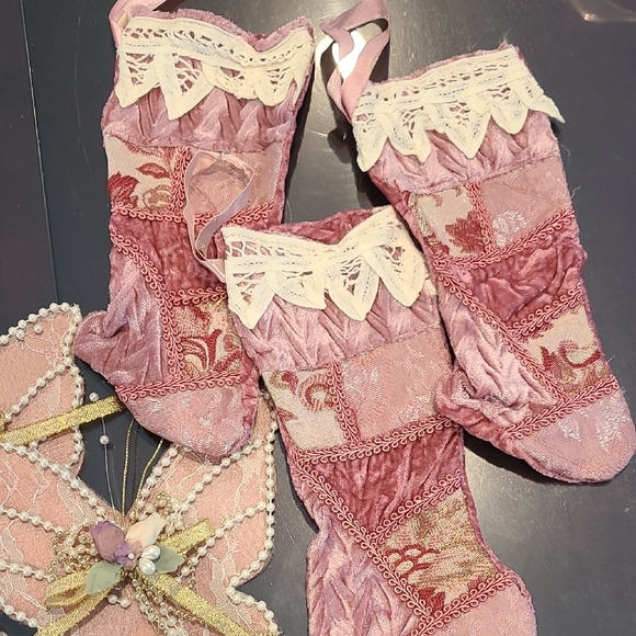 Pink and Gold Christmas Ornaments Set - Picture 5 of 5